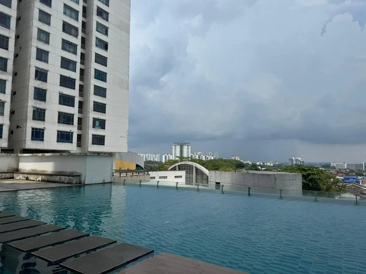 Pinnacle Tower 4Br, Jb City Town, Near Ciq Johor Bahru